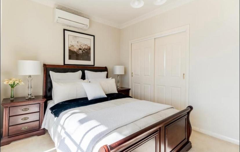 Cosy Private Room Easy Access To City & Airport Мельбурн Екстер'єр фото